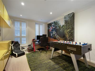 Picture 12
